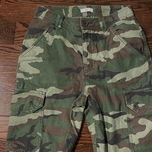 TNA CARGO SHORTS